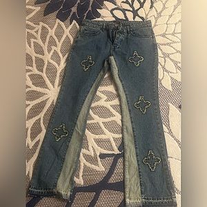 Slim Rigid Flare Appliqué Overdye Gusset Jean
